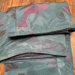 Volcom Women’s Snowboarding Pants